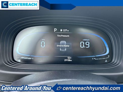 Used 2023 Hyundai Venue SEL w/ Cargo Package image 13