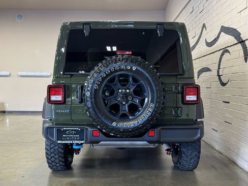 Used 2023 Jeep Wrangler Unlimited w/ Sun & Screen Package AWD/4WD image 6