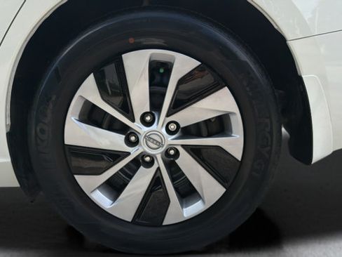 Certified 2025 Nissan Altima 2.5 S FWD image 32