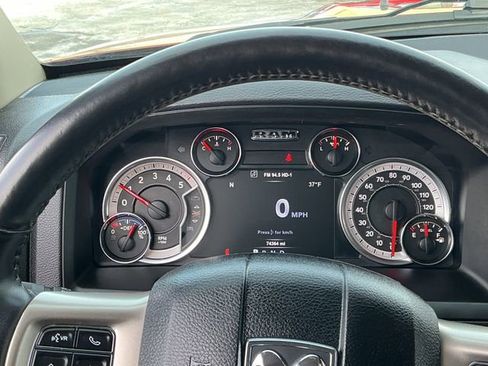 Used 2018 RAM 1500 Laramie w/ Convenience Group AWD/4WD image 29