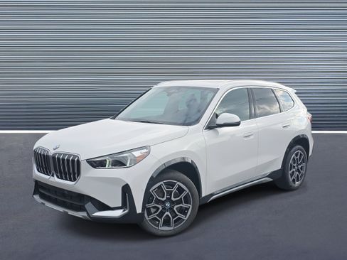 New 2026 BMW X1 xDrive28i w/ Technology Package image 1