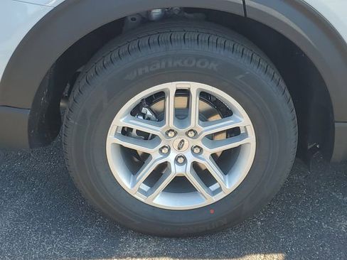 New 2026 Ford Explorer Active image 5