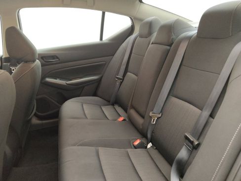 Used 2025 Nissan Altima 2.5 SV FWD image 18