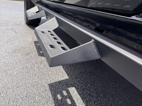 Used 2025 Toyota Tacoma TRD Off-Road image 8