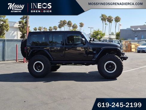 Used 2021 Jeep Wrangler Unlimited Rubicon w/ Trailer Tow Package AWD/4WD image 5