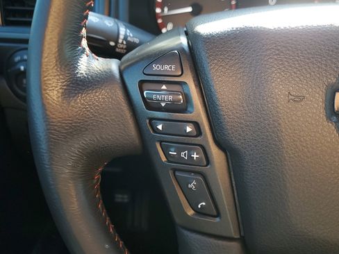 Used 2021 Nissan Titan PRO-4X w/ Pro-4x Utility Package image 23