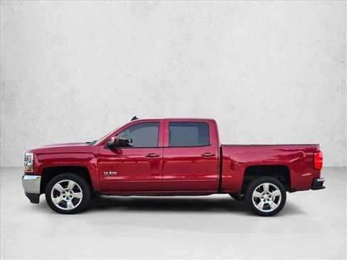 Used 2018 Chevrolet Silverado 1500 LT w/ Texas Edition image 9
