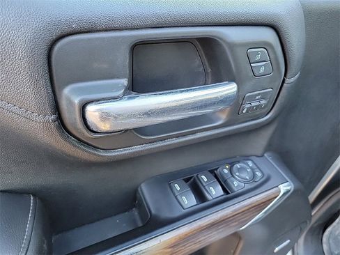 Used 2019 Chevrolet Silverado 1500 High Country w/ High Country Premium Package image 19