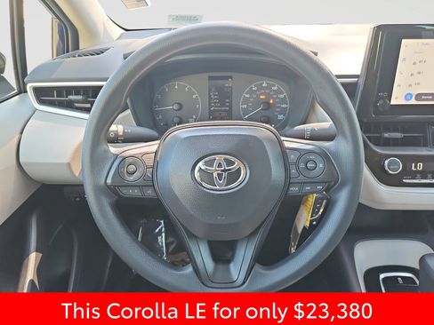 Used 2025 Toyota Corolla LE FWD image 44