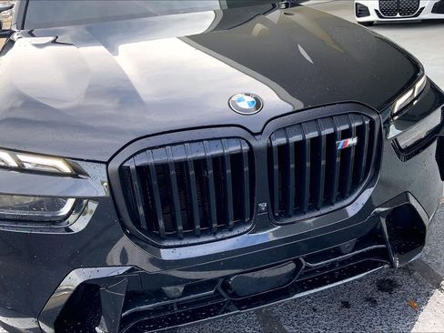 Certified 2024 BMW X7 M60i w/ Executive Package image 29