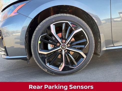 New 2025 Nissan Altima 2.5 SR image 32