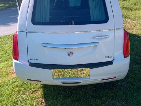 Used 2015 Cadillac XTS Hearse image 7