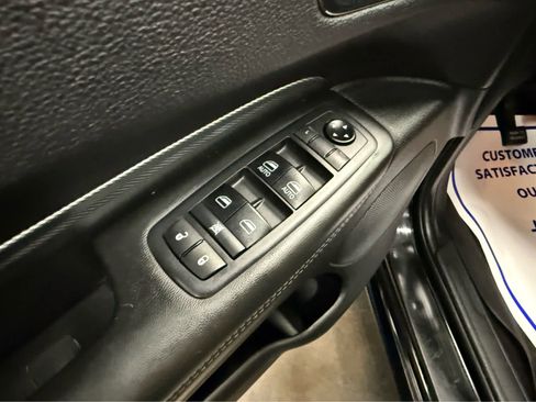 Used 2019 Dodge Durango GT w/ Blacktop Package AWD/4WD image 19