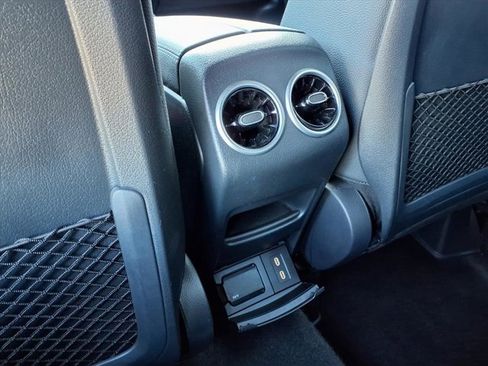 Used 2025 Mercedes-Benz GLA 250 4MATIC image 19