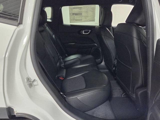 New 2026 Jeep Compass Latitude AWD/4WD image 14