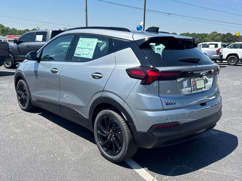 New 2027 Chevrolet Bolt RS w/ Technology Package FWD image 8