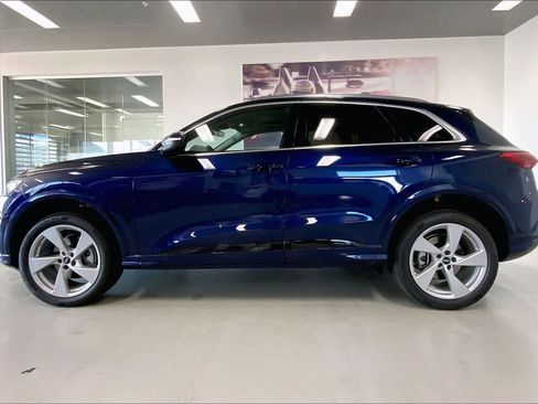 New 2025 Audi Q5 Premium Plus image 3