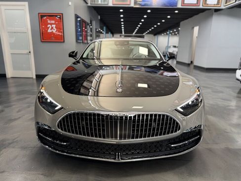 Used 2026 Mercedes-Benz Maybach SL 680 image 2
