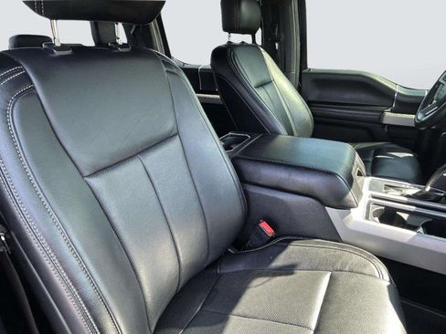 Used 2020 Ford F150 Lariat w/ Equipment Group 502A Luxury AWD/4WD image 24