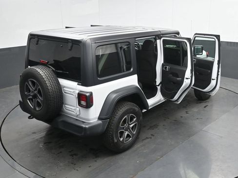 Used 2018 Jeep Wrangler Unlimited Sport S AWD/4WD image 50