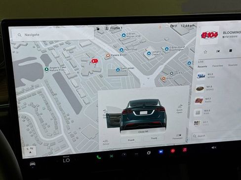 Used 2024 Tesla Model X AWD/4WD image 14