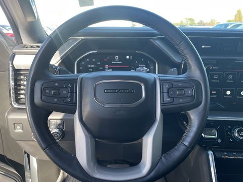 Used 2022 GMC Sierra 1500 Denali image 14