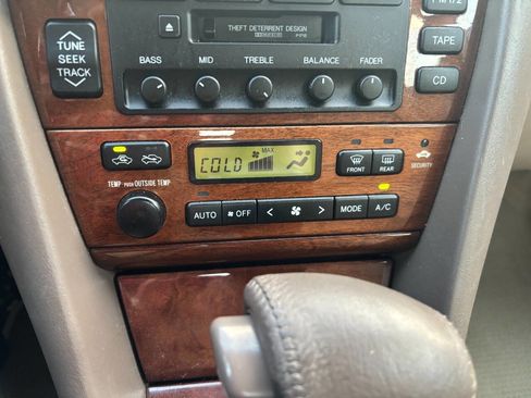 Used 2001 Lexus ES 330 FWD image 38