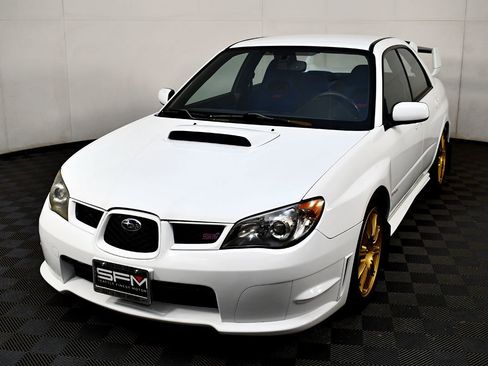 Used 2006 Subaru Impreza WRX STI image 2