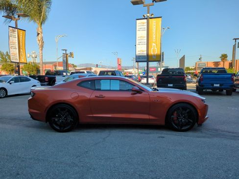 Used 2023 Chevrolet Camaro LT w/ RS Package image 4