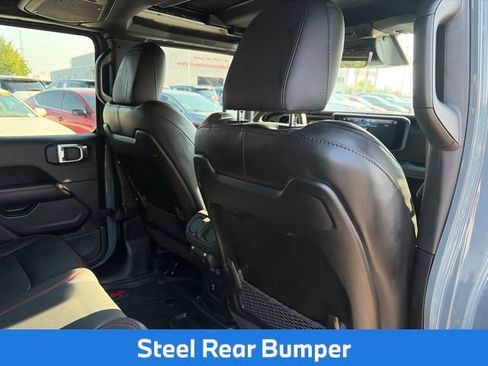 Used 2026 Jeep Wrangler Unlimited Rubicon AWD/4WD image 18