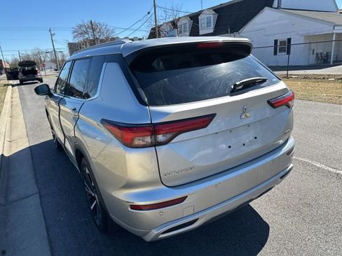 Used 2022 Mitsubishi Outlander SEL image 14