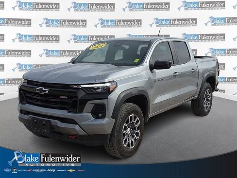 Used 2024 Chevrolet Colorado Z71 w/ Z71 Convenience Package 2 AWD/4WD image 1
