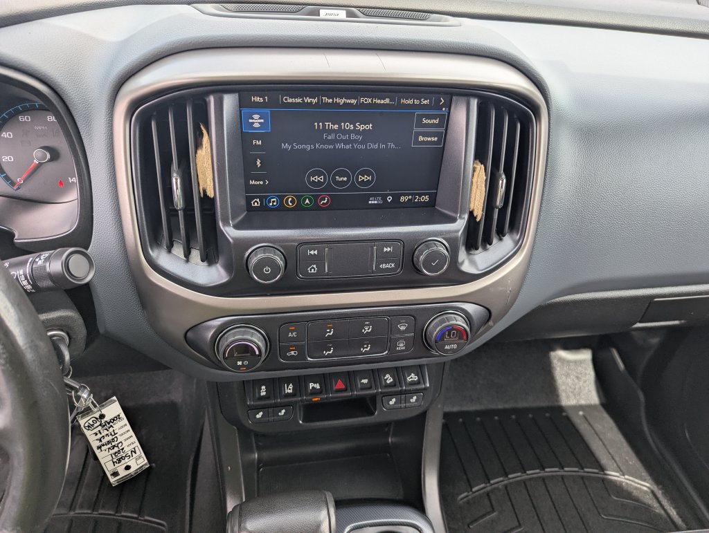 Used 2021 Chevrolet Colorado Z71 w/ Safety Package AWD/4WD image 14