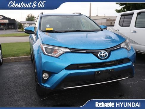 Used 2016 Toyota RAV4 XLE AWD/4WD image 3