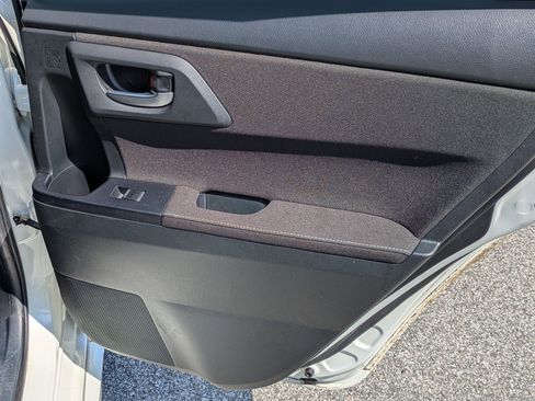 Used 2017 Toyota Corolla iM image 29