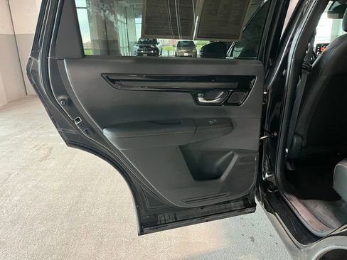 Used 2025 Honda CR-V Sport Touring image 33