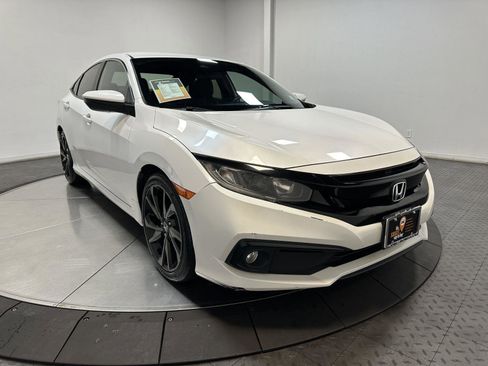 Used 2020 Honda Civic Sport image 2