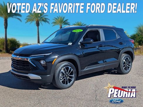 Used 2024 Chevrolet TrailBlazer LT w/ LT Cold Weather Package image 1