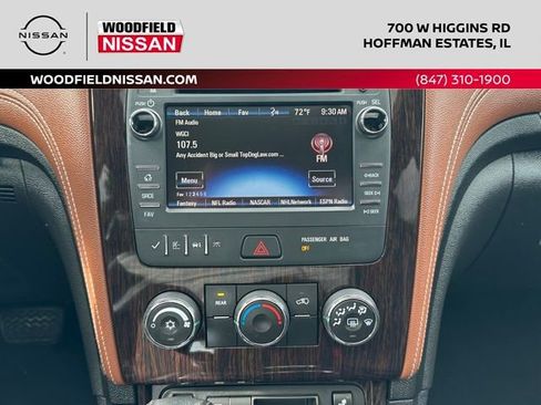Used 2015 Chevrolet Traverse LT w/ Style and Technology Package FWD image 33