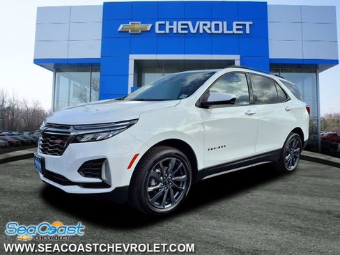 Used 2022 Chevrolet Equinox RS w/ LPO, Floor Liner Package image 4