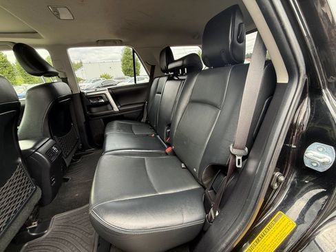 Used 2016 Toyota 4Runner Limited AWD/4WD image 18