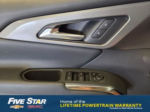 New 2026 Chevrolet Traverse LT w/ Driver Confidence Package FWD image 28