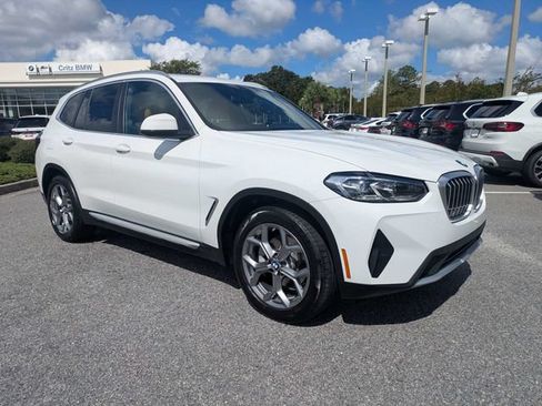 Used 2024 BMW X3 sDrive30i w/ Premium Package RWD image 3