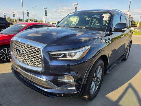 Used 2024 INFINITI QX80 Luxe AWD/4WD image 2