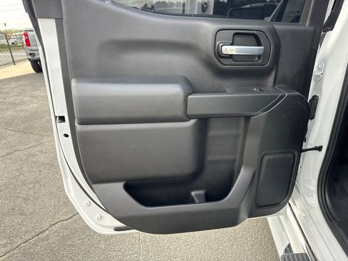 Used 2021 Chevrolet Silverado 1500 LT image 22