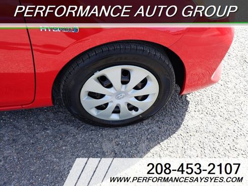 Used 2013 Toyota Prius C Two image 14