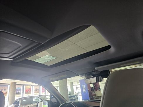 Used 2019 Honda Pilot Touring image 20