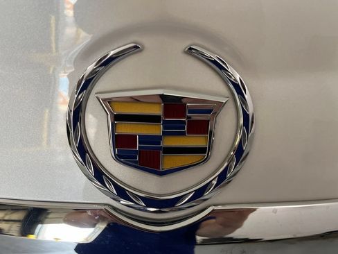 Used 2016 Cadillac SRX Luxury FWD image 43