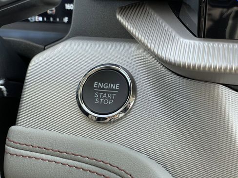 New 2026 Ford Explorer Active w/ Active Comfort Package AWD/4WD image 23