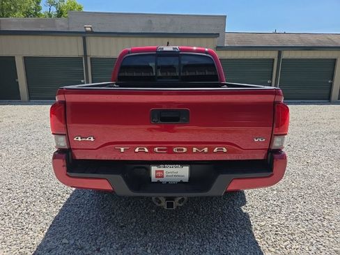 Certified 2019 Toyota Tacoma SR w/ SR Convenience Package AWD/4WD image 4